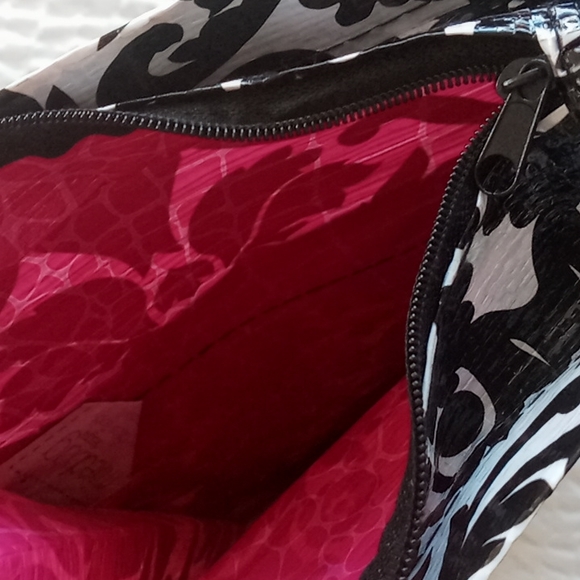 Mixed Bag Designs Tote - Picture 5 of 11